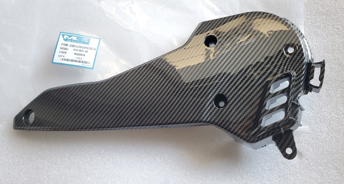 PCX DEBRİYAJ KAPAK KARBON 2021-2024